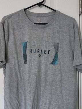 Hurley Gray Short-Sleeve Tee with Teal Graphic Accents